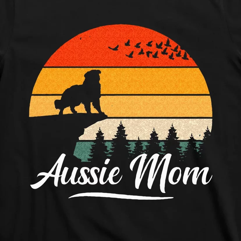 Australian Shepherd Aussie Mom Dog Sunset Retro Style T-Shirt