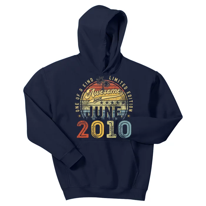 Awesome Since June 2010 Vintage 13th Birthday Party Retro Kids Hoodie