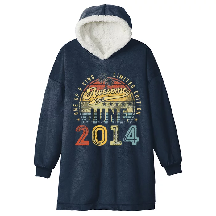 Awesome Since June 2014 Vintage 9th Birthday Party Retro Hooded Wearable Blanket