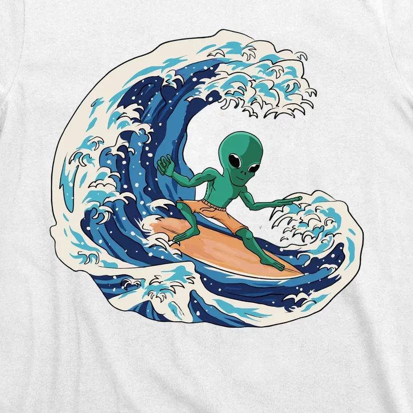 Alien Surfing Summer Surfer T-Shirt