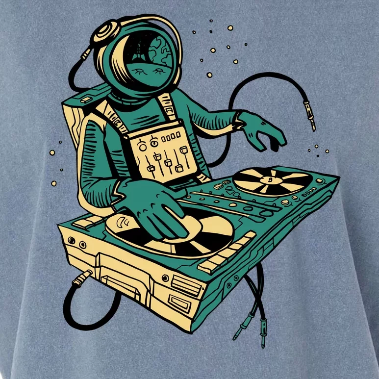 Astronaut Djing Space Garment-Dyed Women's Muscle Tee