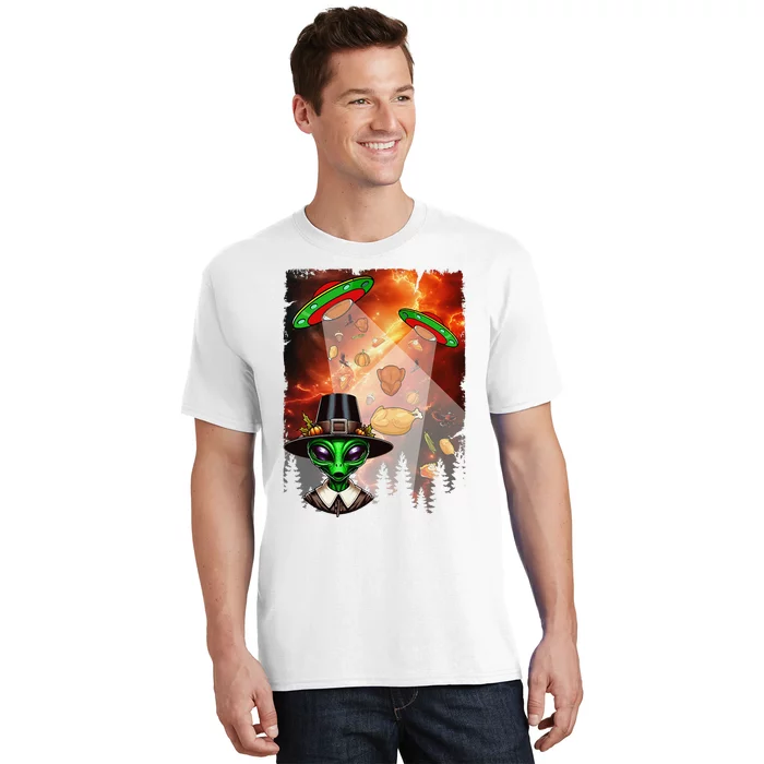 Aliens Unidentified Flying Object Thanksgiving Roast Turkeys T-Shirt