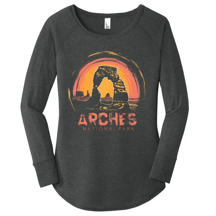 Arches Us National Park Utah Vintage Women's Perfect Tri Tunic Long Sleeve Shirt