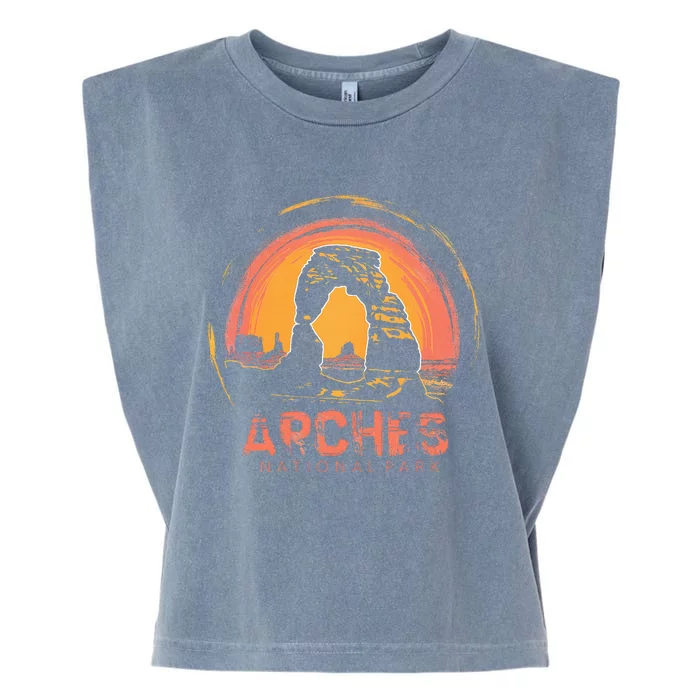 Arches Us National Park Utah Vintage Garment-Dyed Women's Muscle Tee