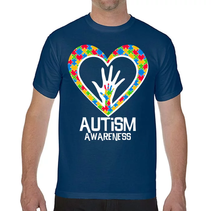 Autism Awareness Holding Hands Heart Puzzle Comfort Colors T-Shirt