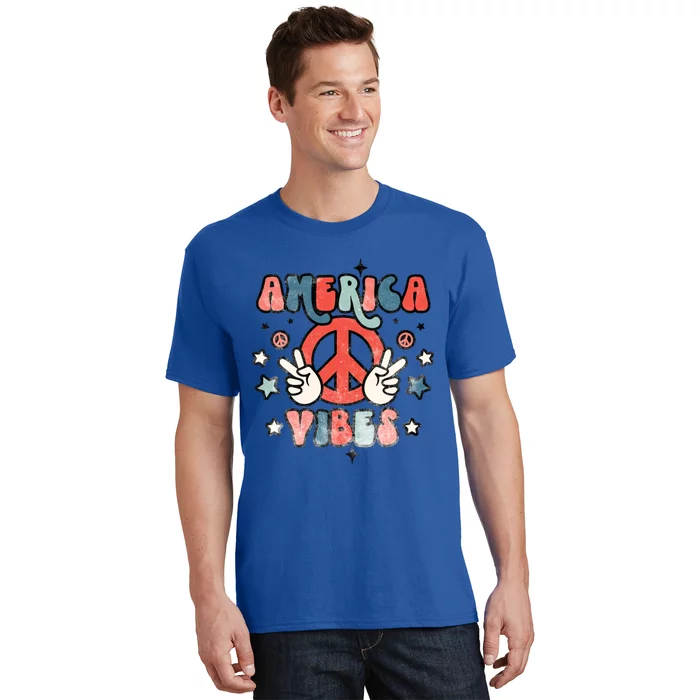 America Vibes Retro Distressed 4th Of July Vintage Graphic Cute Gift T-Shirt