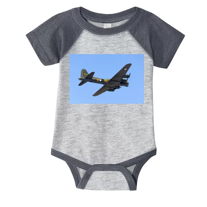 B-17G FLYING FORTRESS Infant Baby Jersey Bodysuit