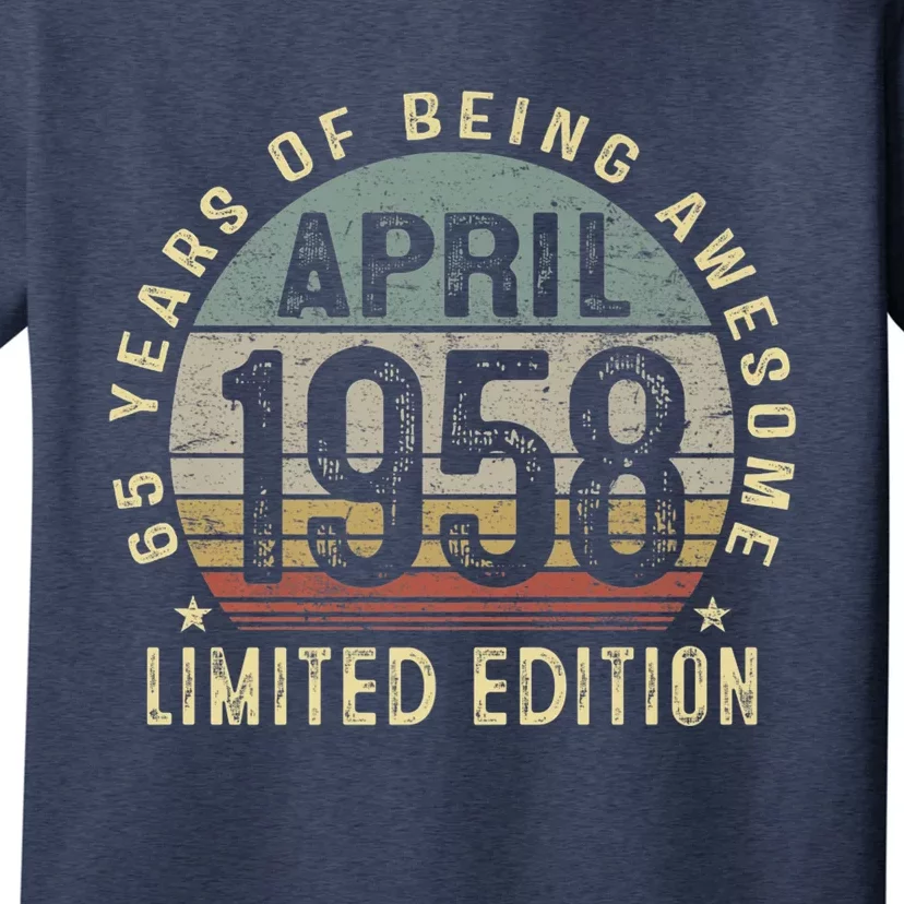 Born April 1958 65th Birthday Present Gift Made in 1958 65 Years Old T-Shirt