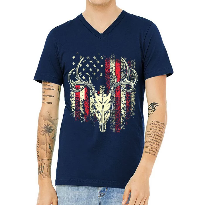 Bucks Antlers And Skull On An American Flag Deer Hunters V-Neck T-Shirt