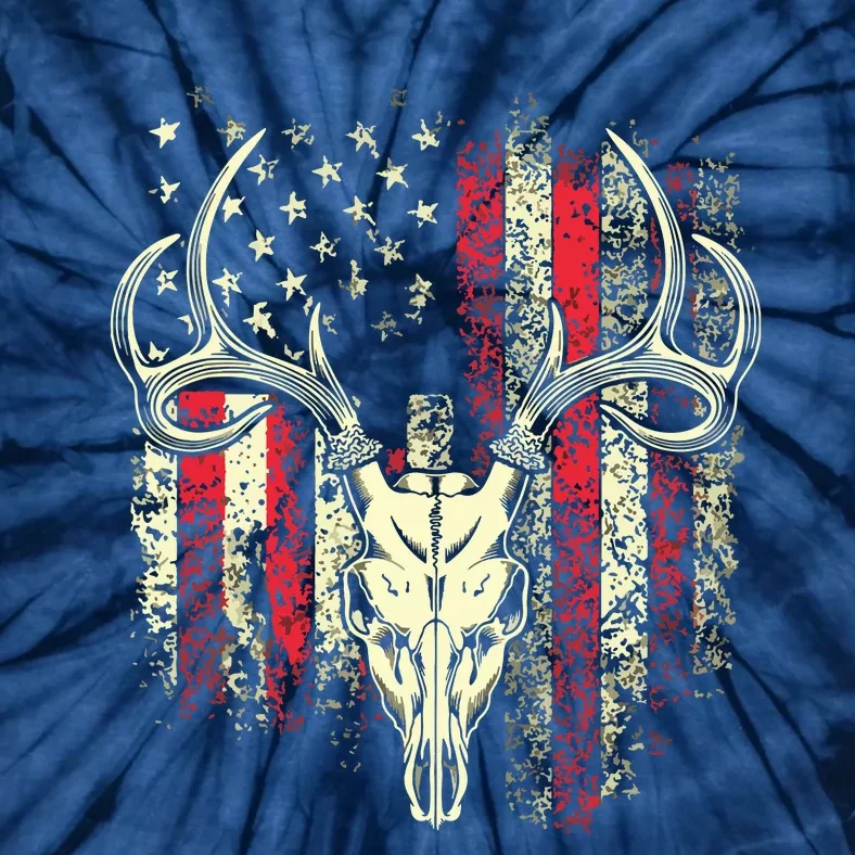 Bucks Antlers And Skull On An American Flag Deer Hunters Tie-Dye T-Shirt