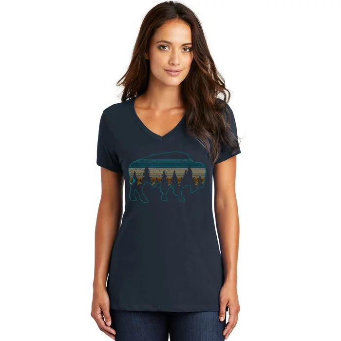 Bison American Buffalo Vintage National Park Souvenir Gift Women's V-Neck T-Shirt