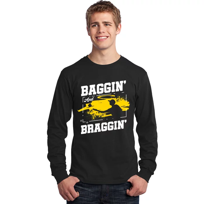 Baggin´ And Braggin´ | Bean Bag Toss | Cornhole Player Long Sleeve Shirt