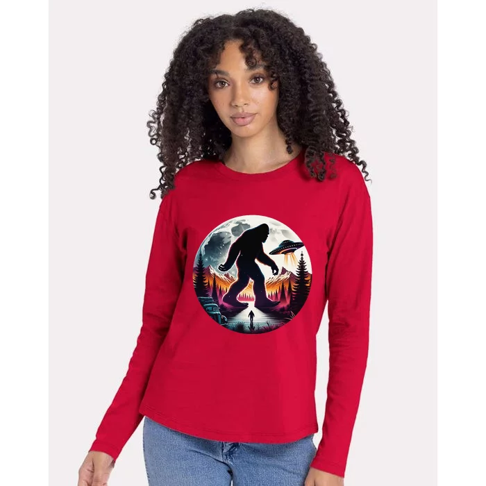 Bigfoot Alien Ufo Encounter Womens Cotton Relaxed Long Sleeve T-Shirt