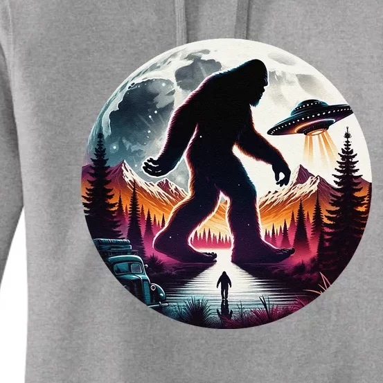 Bigfoot Alien Ufo Encounter Women's Pullover Hoodie