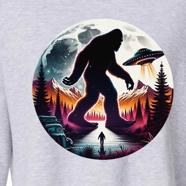 Bigfoot Alien Ufo Encounter Cropped Pullover Crew