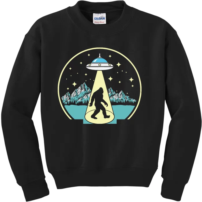 Bigfoot Abduction! Vintage Sasquatch & Ufo Alien Graphic Kids Sweatshirt