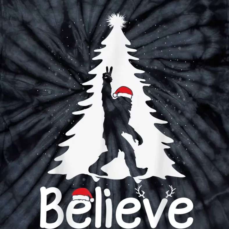 Believe Bigfoot Christmas Yetti Funny Xmas Tree Sasquatch Tie-Dye T-Shirt