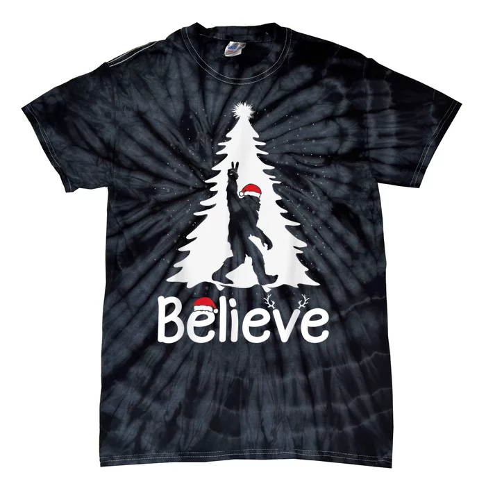 Believe Bigfoot Christmas Yetti Funny Xmas Tree Sasquatch Tie-Dye T-Shirt