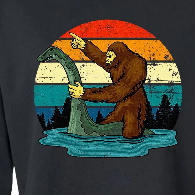 Bigfoot Bigfoot Lover Tee Retro Mythical Creatures Cropped Pullover Crew