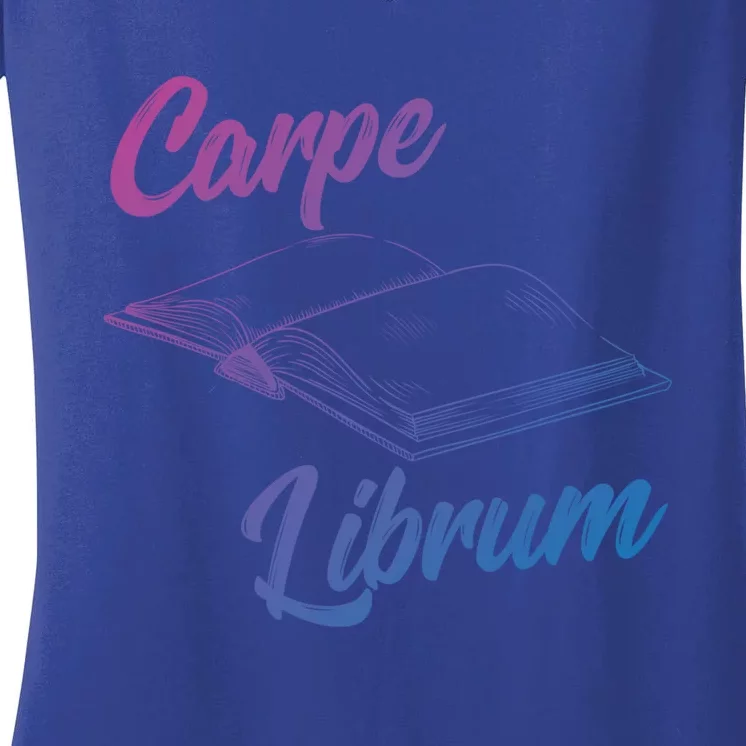 Bibliophile Book Nerd Carpe Librum Gift Women's V-Neck T-Shirt