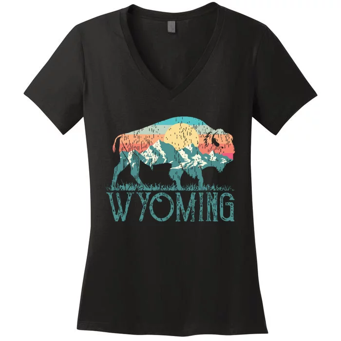 Bison Buffalo Retro Wyoming Wy Mountains Retro Women's V-Neck T-Shirt