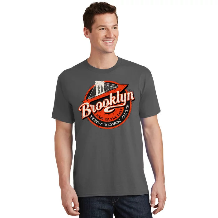 Brooklyn Bridge Retro New York Logo T-Shirt