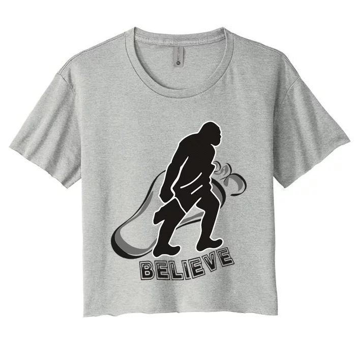 Believe Bigfoot Spooky Foot Halloween Costume For All Women's Crop Top Tee