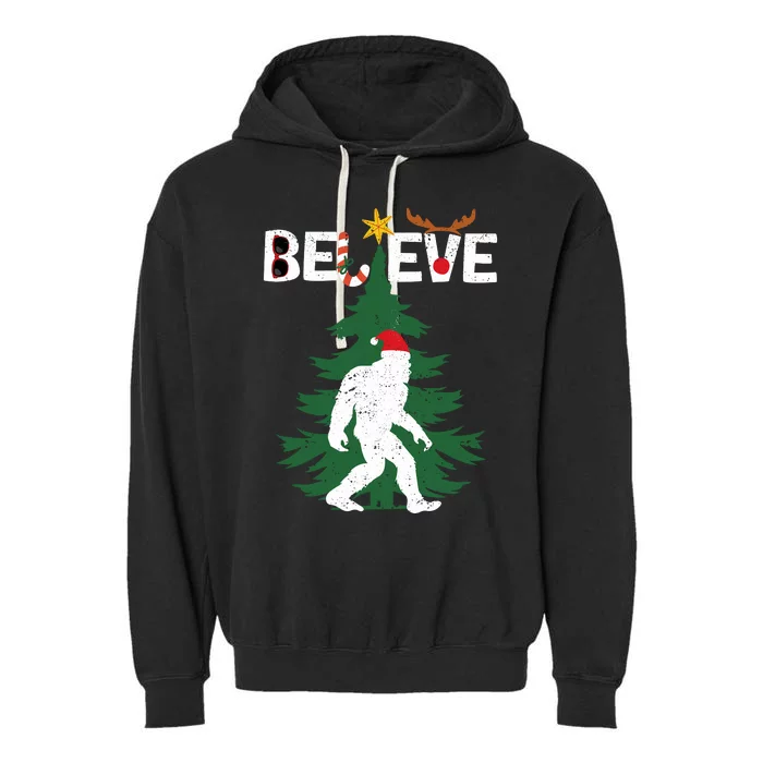 Believe Bigfoot Sasquatch Yeti Santa Hat Christmas Pajamas Garment-Dyed Fleece Hoodie