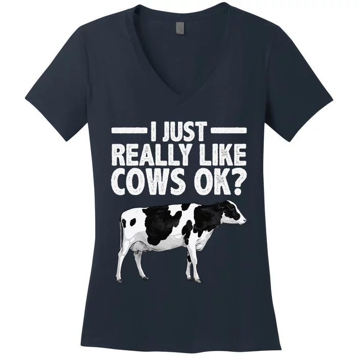 Best Cow Design Cattle Farming Dairy Cow Lover Funny Women's V-Neck T-Shirt