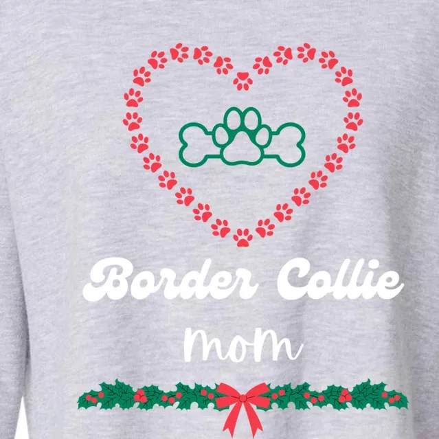 Border Collie Mom Christmas Holidays Xmas Cute Fur Mama Gift Cropped Pullover Crew