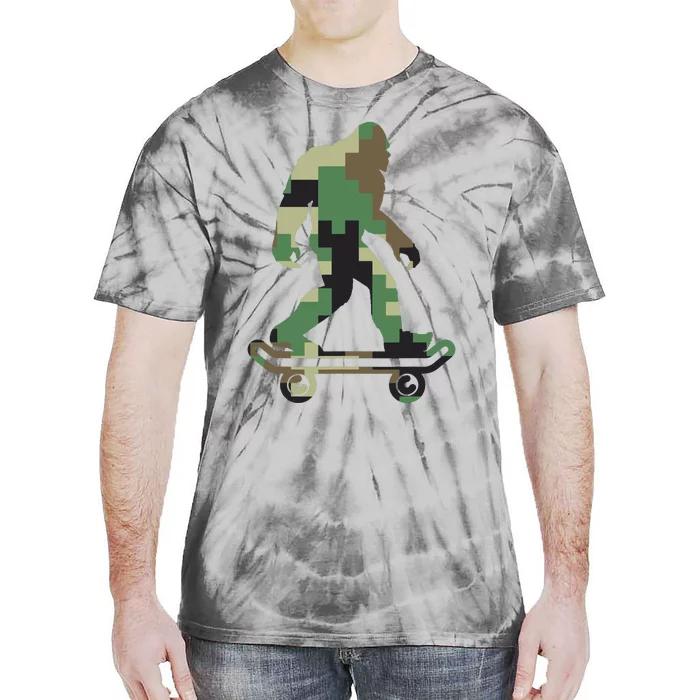 Bigfoot Camouflage Skateboarders Sasquatch Skateboarding Tie-Dye T-Shirt