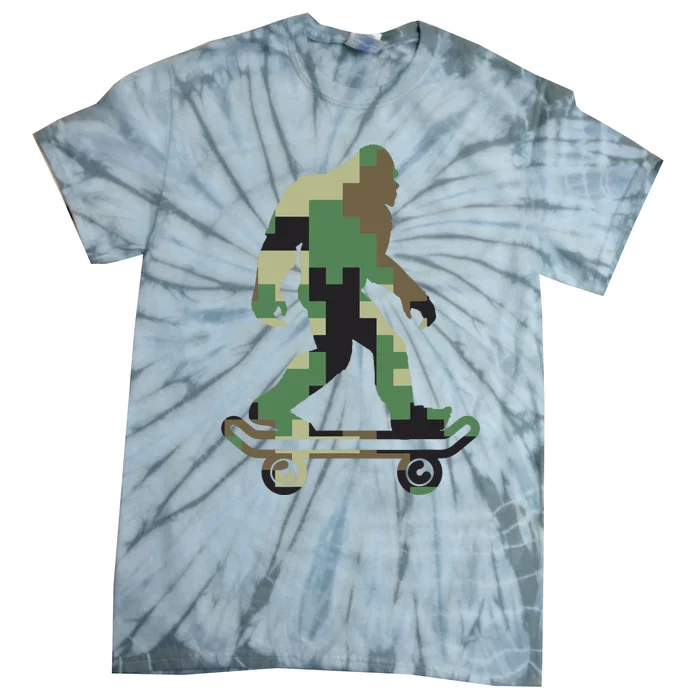 Bigfoot Camouflage Skateboarders Sasquatch Skateboarding Tie-Dye T-Shirt