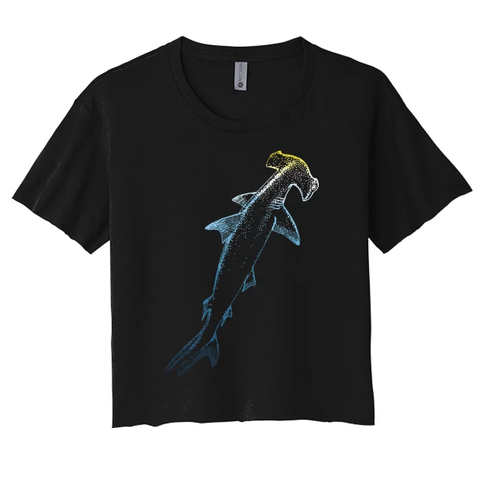 Beautiful Colors Swimming Hammerhead Shark Lovers Women's Crop Top Tee