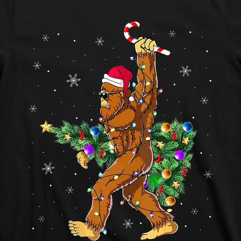 Bigfoot Christmas Tree Lights Xmas  Sasquatch Lovers T-Shirt