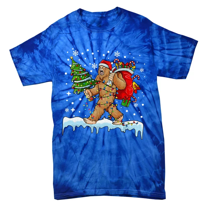 Bigfoot Christmas Tree Lights Xmas Sasquatch Lovers Tie-Dye T-Shirt