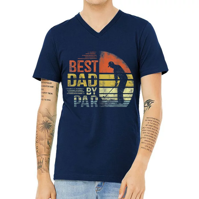 Best Dad By Par Retro Vintage Fathers Day Golf Lover Golfer V-Neck T-Shirt