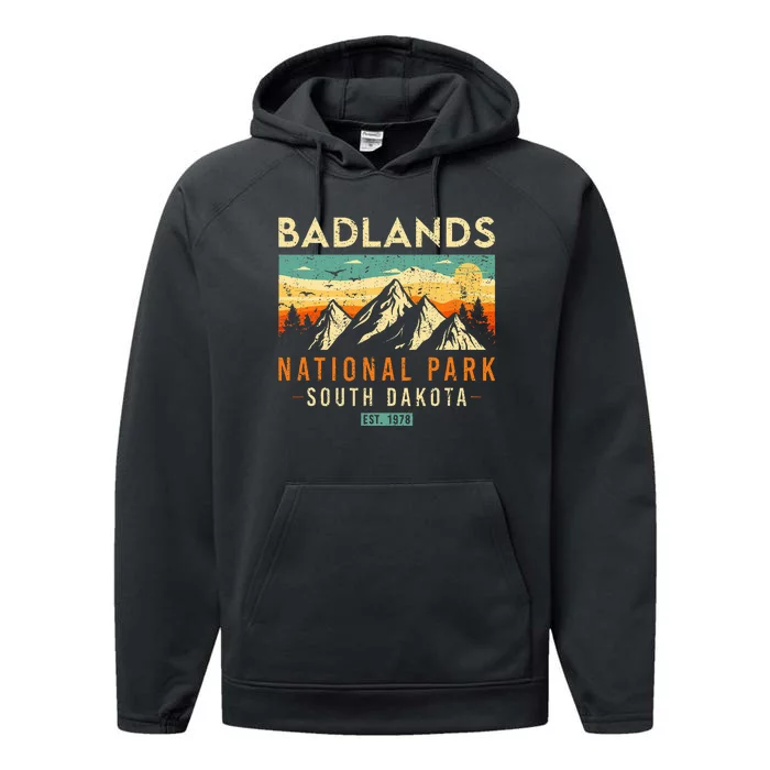 Badlands Est. 1978 Vintage Retro South Dakota National Park Performance Fleece Hoodie