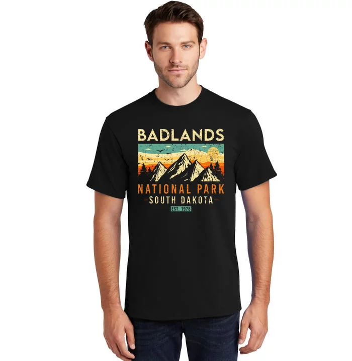 Badlands Est. 1978 Vintage Retro South Dakota National Park Tall T-Shirt