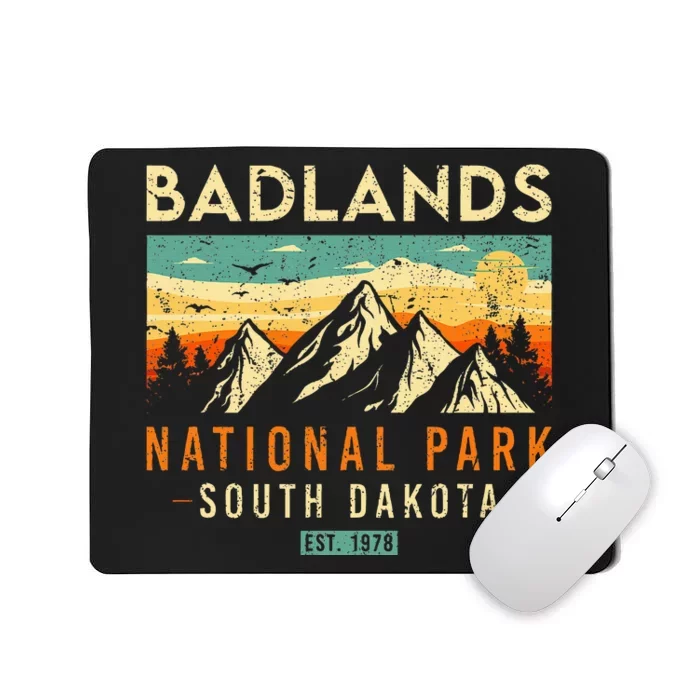 Badlands Est. 1978 Vintage Retro South Dakota National Park Mousepad