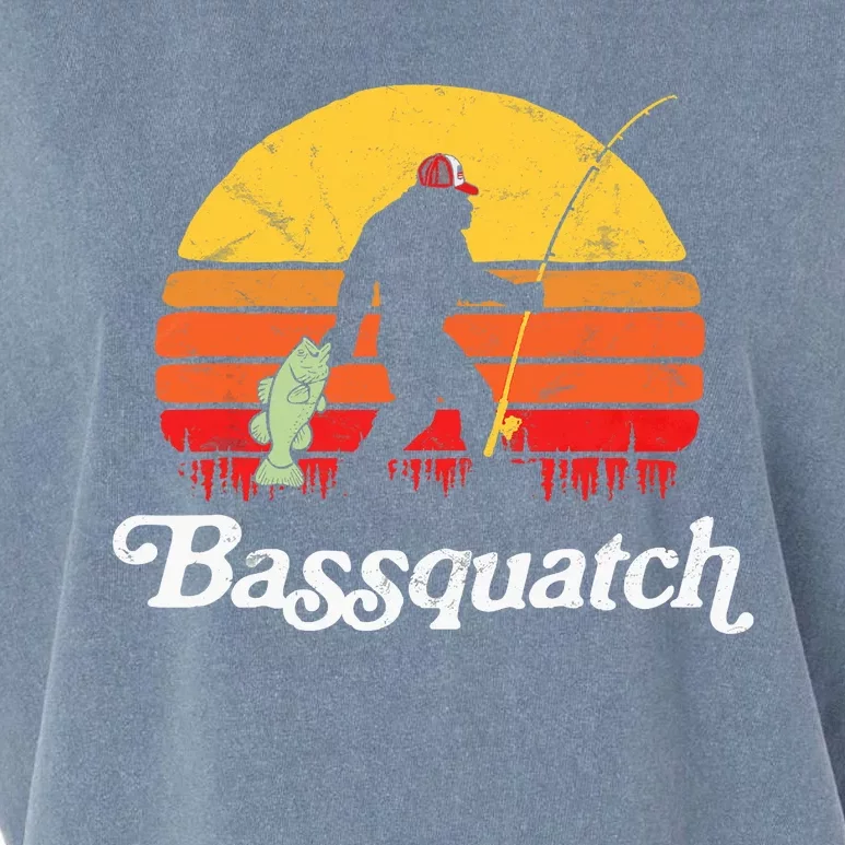 Bassquatch! Funny Bigfoot Fishing Outdoor Retro Garment-Dyed Women's Muscle Tee