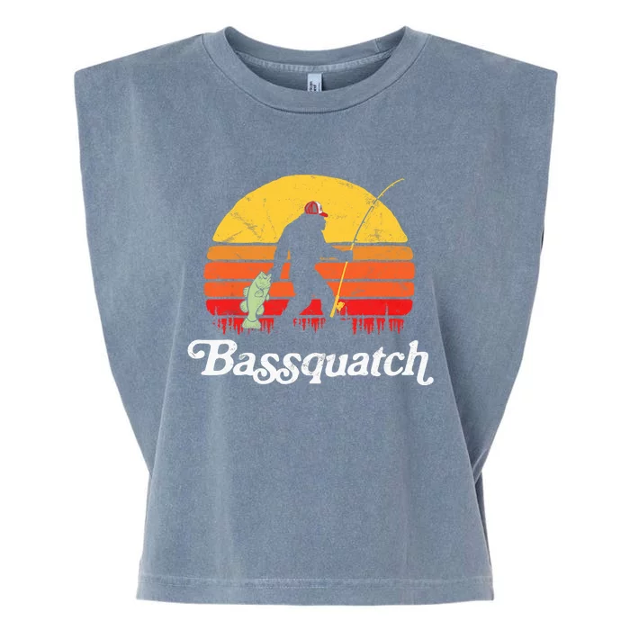 Bassquatch! Funny Bigfoot Fishing Outdoor Retro Garment-Dyed Women's Muscle Tee