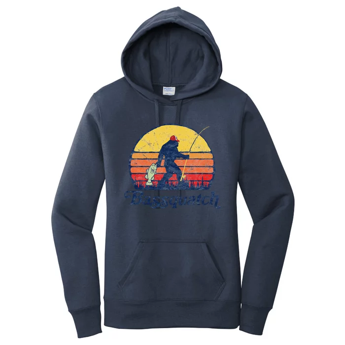 Bassquatch! Funny Bigfoot Fishing Outdoor Retro Women's Pullover Hoodie