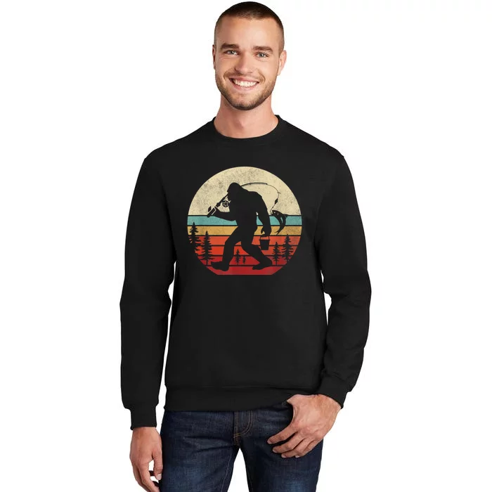 Bigfoot Fishing Funny Retro Sasquatch Fishermen Men Sweatshirt