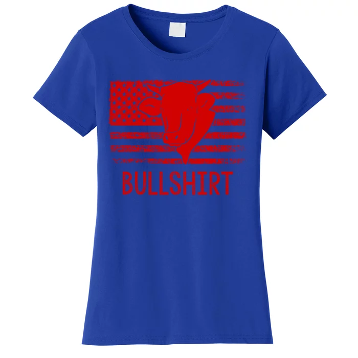 Bullgift Funny Gift Funny Cow/bull Distressed Vintage American Flag Gift Women's T-Shirt