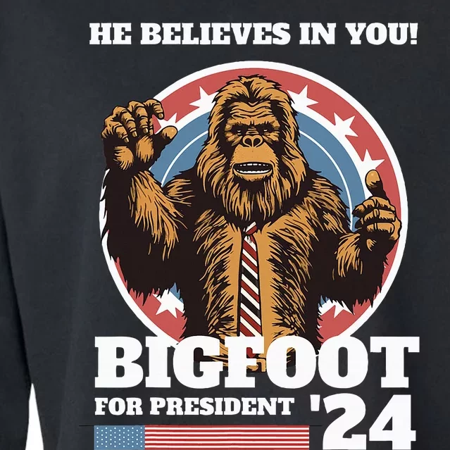 Bigfoot For President 2024 Cropped Pullover Crew