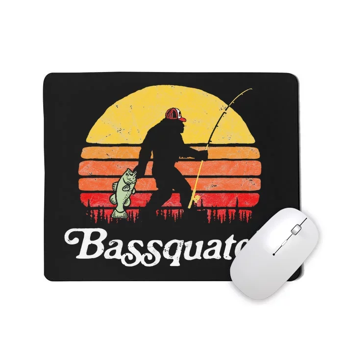 Bigfoot Fishing Shirt Funny Retro Sasquatch Dad Mousepad