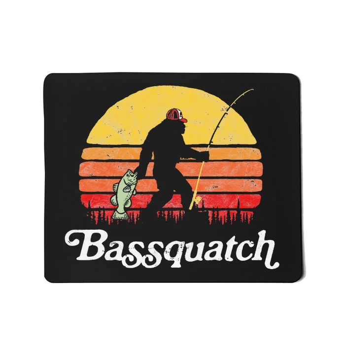 Bigfoot Fishing Shirt Funny Retro Sasquatch Dad Mousepad