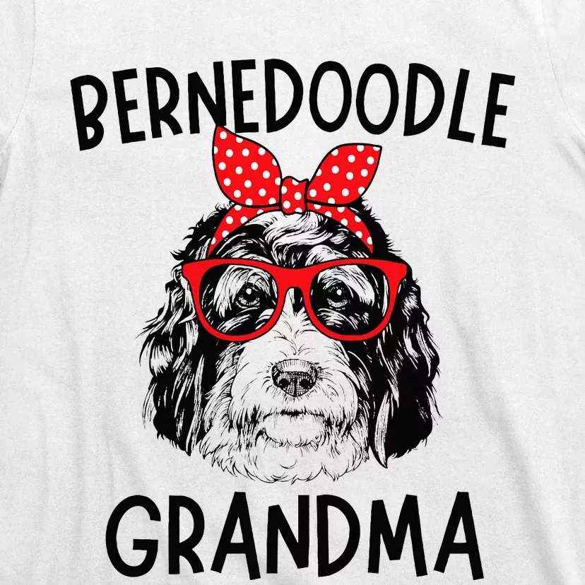 Bernedoodle Grandma Bernedoodle Dog Nana MotherS Day T-Shirt