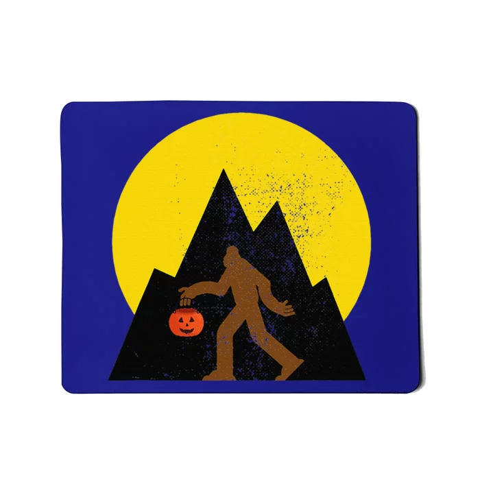 Bigfoot Gift Halloween Yeti Sasquatch Pumpkin Face Design Mousepad