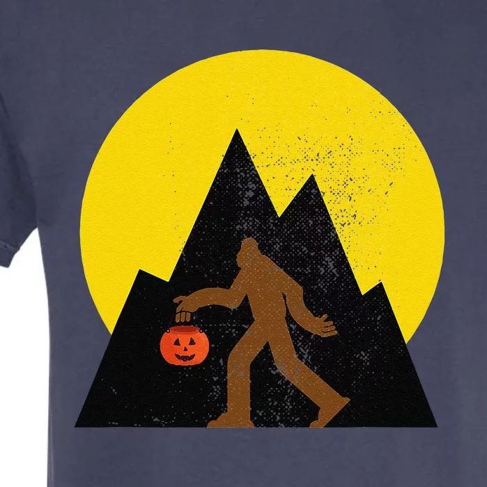 Bigfoot Gift Halloween Yeti Sasquatch Pumpkin Face Design Garment-Dyed Heavyweight T-Shirt